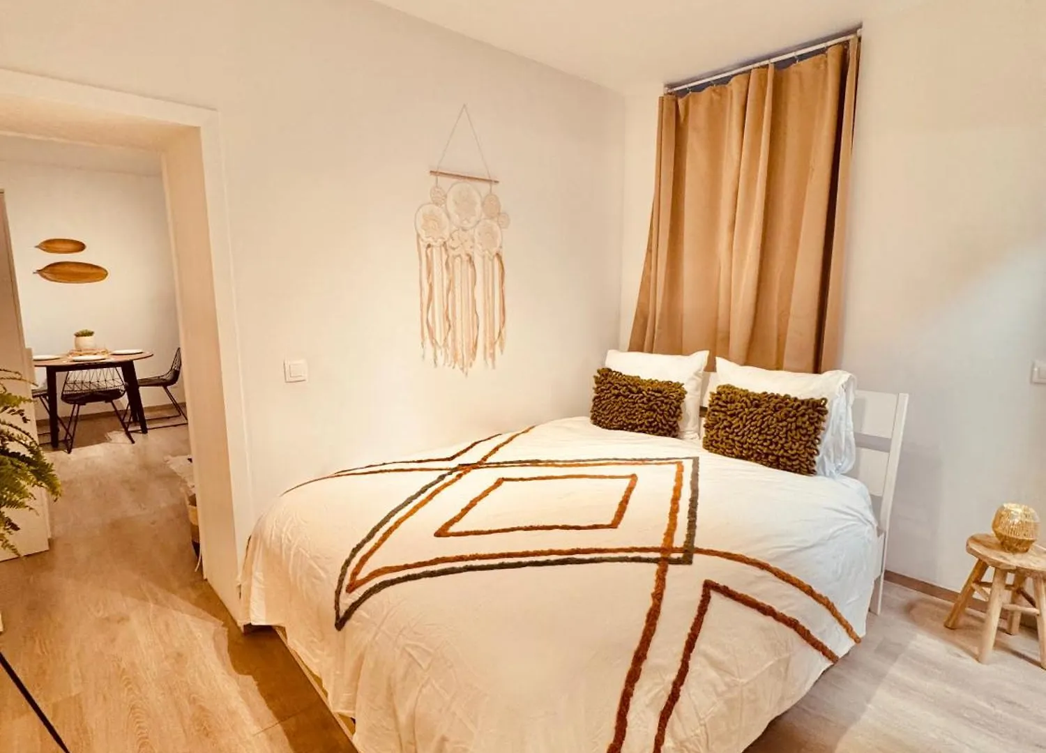 Casa Lume - Queen Bed & Bohemian Spirit Liege